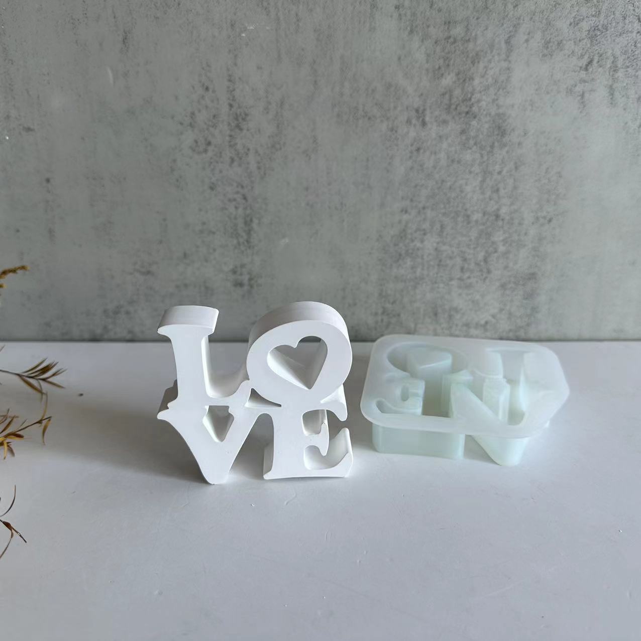 Letter LOVE Silicone Mold DIY  - огляд і ціна Resin Art Alphabet