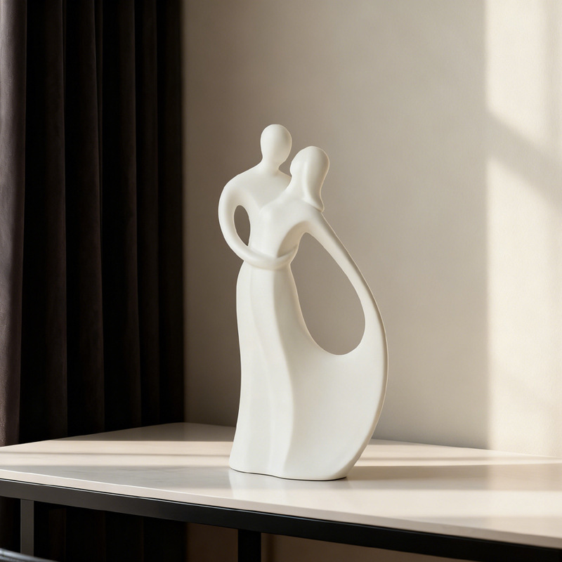 Nordic Ceramic Couple Hugging  - огляд і ціна Resin Art Wedding Gift
